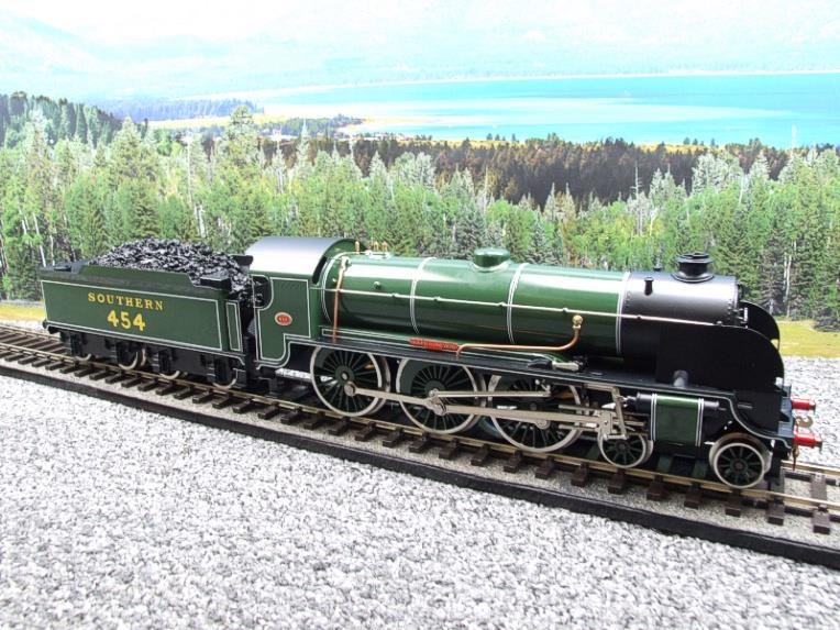 ACE Trains, O Gauge, E/34-B3, SR Gloss Lined Olive Green "Queen Guinevere" R/N 454 image 17