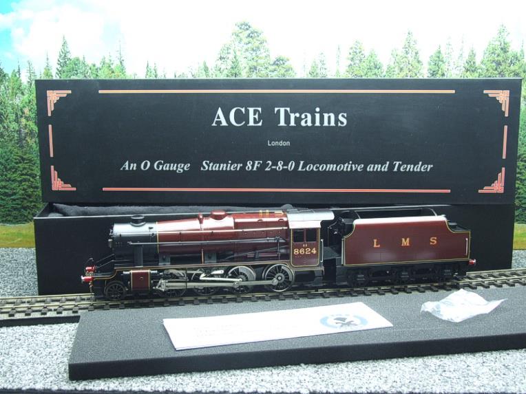 Ace Trains O Gauge E38A, LMS Lined Gloss Maroon Class 8F, 2-8-0 Locomotive and Tender R/N 8624 image 20