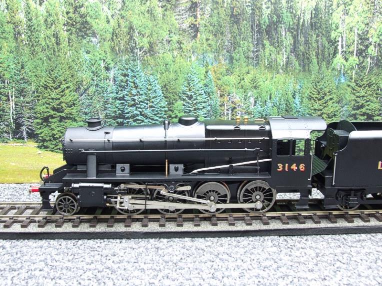 Ace Trains O Gauge E38C, LNER War-time Satin Black, Class 8F, 2-8-0 Locomotive and Tender R/N 3146 image 14