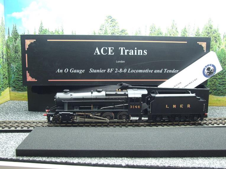 Ace Trains O Gauge E38C, LNER War-time Satin Black, Class 8F, 2-8-0 Locomotive and Tender R/N 3146 image 20
