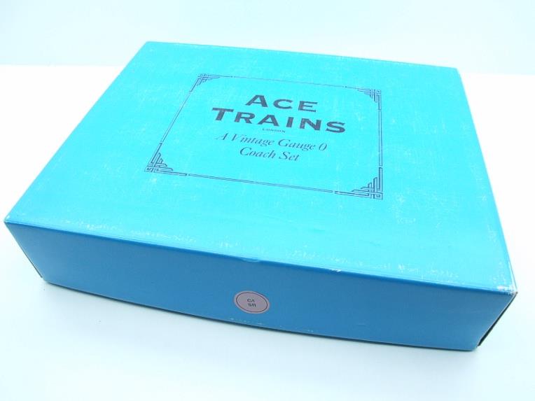 Ace Trains O Gauge "Southern" SR Green C1 Non Corridor Coaches x3 Set Boxed image 22