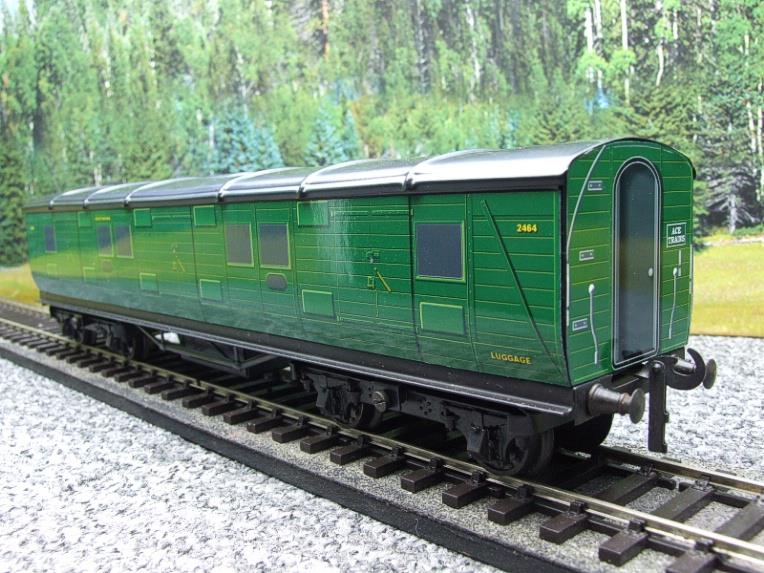 Ace Trains Wright Overlay Series O Gauge SR Southern Green "Luggage Van" Coach R/N 2464 Boxed image 14