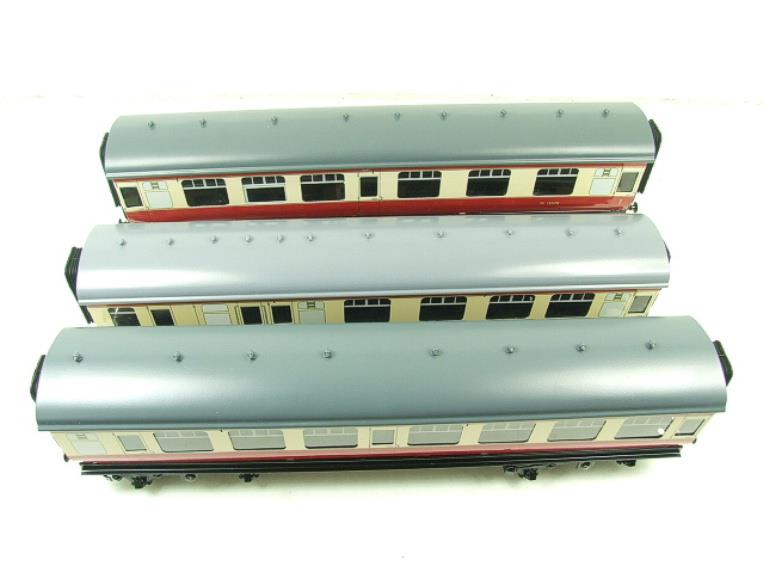 Ace Trains O Gauge C5B BR Mk1 Red & Cream "The Elizabethan" Corridor x3 Coaches Set B image 12