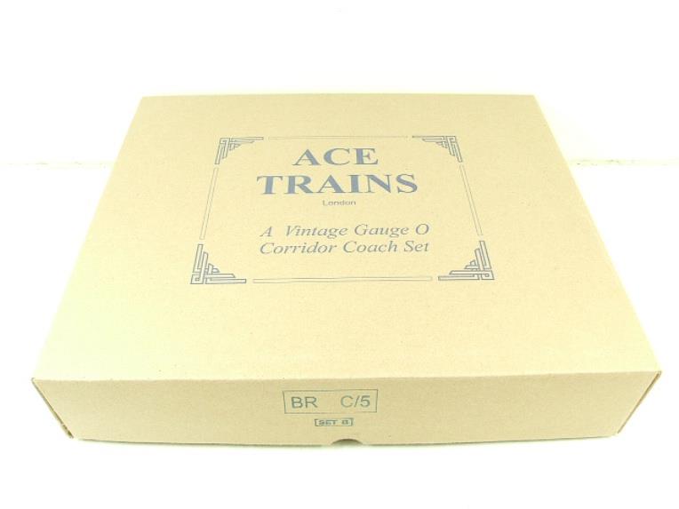 Ace Trains O Gauge C5B BR Mk1 Red & Cream "The Elizabethan" Corridor x3 Coaches Set B image 19