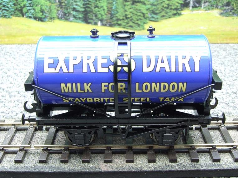 ACE Trains - Darstaed O Gauge Blue "Express Dairy Milk" Tanker Wagon 2/3 Rail image 11