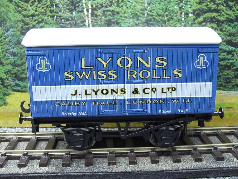 Ace Trains Horton Series O Gauge G/2H9 PO "Lloyns Swiss Rolls" Van No 14 Boxed image 15