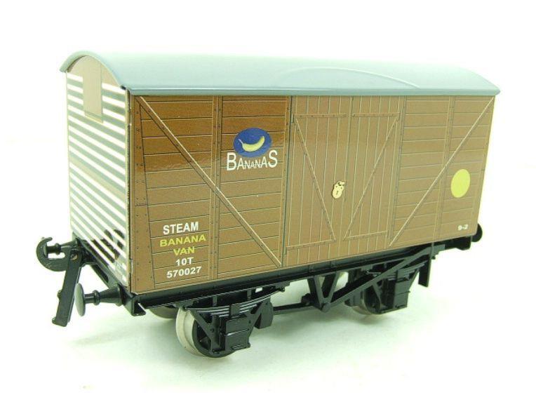 Ace Trains O Gauge G2 Van Series Private Owner BR "Bananas" Van R/N 570027 image 5