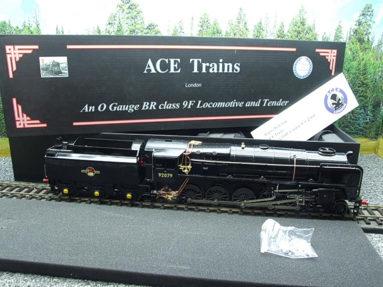 Ace Trains O Gauge E28/D2 BR 9F Loco & Tender "Unlined Gloss & Satin Black" Post 56 R/N 92079 Electric 2/3 Rail NEW Bxd image 22