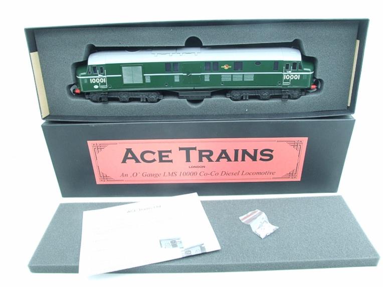 Ace Trains O Gauge E39D3 BR Gloss Green Egg Shell Waistband & Grey roof Post-56 R/N 10001 Co-Co Diesel Loco 2/3 Rail New Boxed image 1