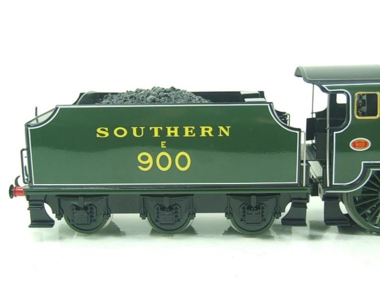 Ace Trains O Gauge E10/A1 Schools Class SR Loco & Tender "Whitgift" R/N 916, Electric 2/3 Rail Boxed image 13