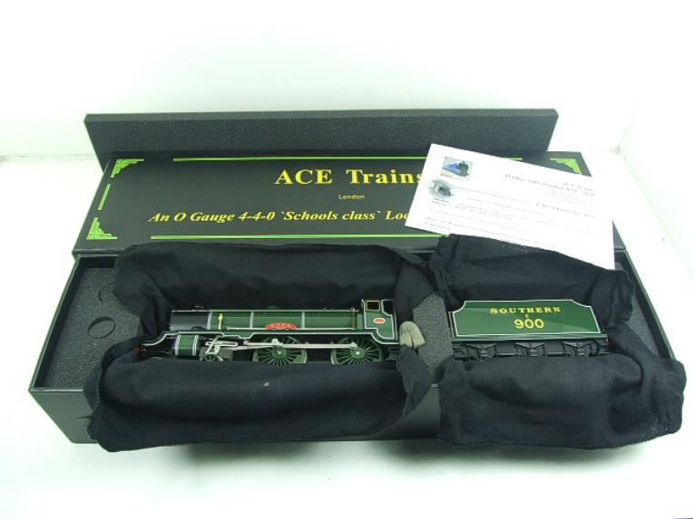 Ace Trains O Gauge E10/A1 Schools Class SR Loco & Tender "Whitgift" R/N 916, Electric 2/3 Rail Boxed image 20