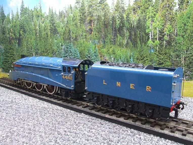Ace Trains O Gauge E4 LNER A4 Pacific "Kestral" R/N 4485 Electric 3 Rail Boxed image 9