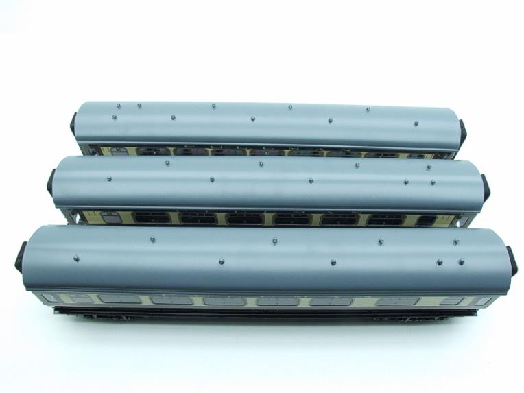 Ace Trains O Gauge C14A BR MK 1 Pullman Coaches x3 Set A Bxd 2/3 Rail Grey Roofs image 16