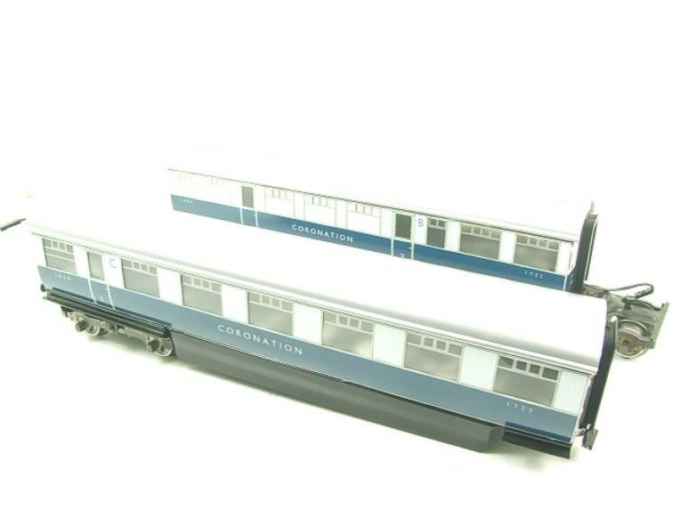 Ace Trains O Gauge C7 LNER "Record Breaking Set" Articulated x6 Coaches Coronation Set 3 Rail image 4