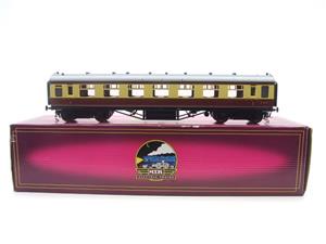O Gauge MTH 20-60010-2 BR Red & Cream All 3rd Standard Passenger Coach R/N 8951 Fine Scale 2 Rail image 1