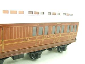 Darstaed O Gauge "LNER" Teak Style Six Wheel Passenger x4 Coaches Set Boxed image 7