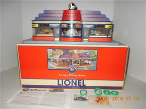 Lionel 6-14133 O Gauge Model Shop "Madison Hardware Hobby Shop" No 500 Boxed image 1