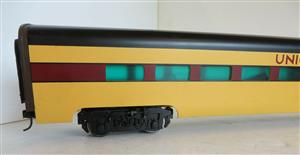 Weaver O Gauge Union Pacific 80 ft. 5-Car Passenger Set "Gold Edition" Boxed Unused as NEW image 5