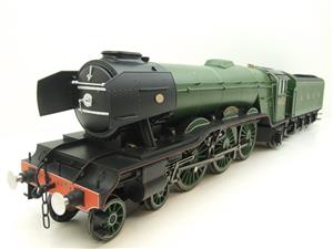 Gauge 1 Accucraft By BMMC LNER Green Class A3 "Flying Scotsman" 4-6-2, R/N 4472 Electric image 2