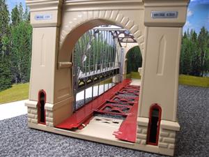 T-Reproductions O Gauge 300 Steel Metal "Hellgate Bridge" Silver & Cream Boxed image 7