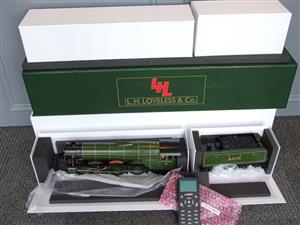 Gauge 1 LH Loveless & Co LNER Brass Class A1 "Flying Scotsman" R/N 4472 Electric 2 Rail R/Controlled image 1