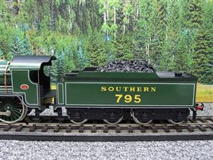 ACE Trains, O Gauge, E34-B3, SR Gloss Lined Olive Green "Sir Dinadan" R/N 795 image 5