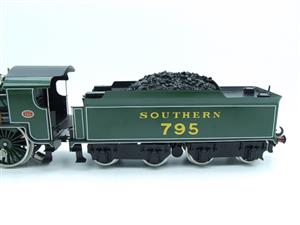 ACE Trains, O Gauge, E34-B3, SR Gloss Lined Olive Green "Sir Dinadan" R/N 795 image 8