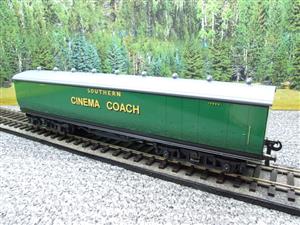 Ace Trains Wright Overlay Series O Gauge SR Southern Green "Cinema" Coach R/N 1308 Boxed image 5