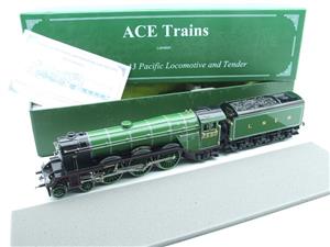 Ace Trains O Gauge E6 Class A3 Pacific 4-6-2 LNER Green "Blink Bonny" R/N 2550 Boxed 3 Rail image 1