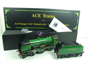 Ace Trains O Gauge E10L SR Lined Malachite Green Schools Class "Sevenoaks" R/N 935 Electric 2/3 Rail image 3