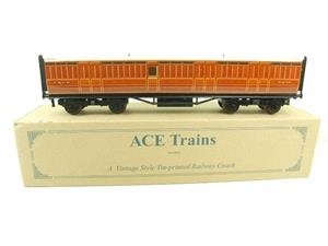 Ace Trains Wright Overlay Series O Gauge C4 LNER Full Brake Coach R/N 5219 Boxed image 1