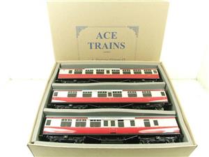 Ace Trains O Gauge C5A BR Mk1 Red & Cream "The Elizabethan" x3 Coaches Set A image 1