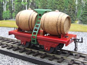 Hornby Hachette Series French O Gauge Red "Wine" Beer Double Barrel Wagon NEW Boxed image 3