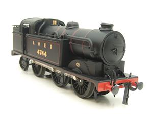 Ace Trains O Gauge E11A LNER Satin Black N2 Class 0-6-2 Tank Loco R/N 4744 Electric 2/3 Rail Boxed image 2