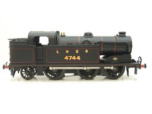 Ace Trains O Gauge E11A LNER Satin Black N2 Class 0-6-2 Tank Loco R/N 4744 Electric 2/3 Rail Boxed image 5