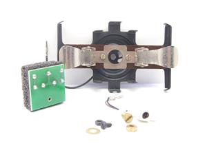 Ace Trains O Gauge RL/1 Rear Light/Power Pick it Bogie Assembly For ACE Series Coaches image 1