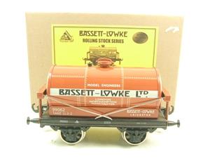 Bassett Lowke O Gauge BL99062 Private Owner Brown Tanker Wagon "Bassett Lowke" RN 99062 Bxd 2/3 Rail image 1