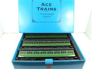 Ace Trains O Gauge Southern C1 Non Corridor Suburban Coaches x3 Set Boxed image 1