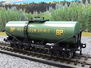 Darstaed O Gauge Bogie Tanker Green "BP" Petroleum Spirit 2/3 Rail Running Boxed image 5