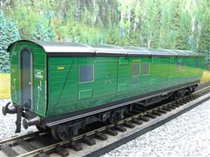 Ace Trains Wright Overlay Series O Gauge SR Southern Green "Luggage Van" Coach R/N 2464 Boxed image 4