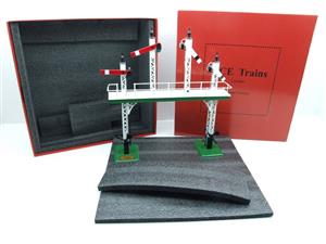 Ace Trains O Gauge ACS/1 Signal Gantry "All Home" Red Fish Tail Signal Arms Edition Electric image 5