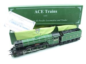 Ace Trains O Gauge E6 LNER Green A3 Pacific Banjo Dome "Flying Scotsman" R/N 4472 Elec 3 Rail Bxd image 2