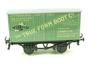 Ace Trains O Gauge Tinplate Private Owned "The True Form Boot Co" Van image 7