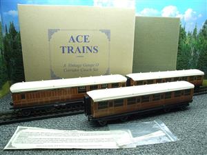 Ace Trains O Gauge C4 LNER "The Flying Scotsman" x3 Corridor Coaches Set A Boxed image 2