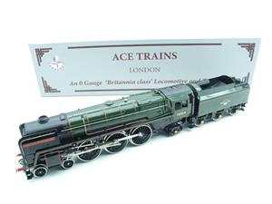 Ace Trains O Gauge E27E BR Green Britannia Class "William Shakespeare" Loco & Tender R/N 70004 image 2