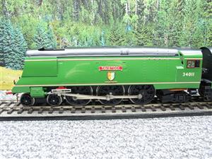 Ace Trains O Gauge E9 BR Lined Apple Green West Country Class Bulleid Pacific British Railways 4-6-2 Loco & Tender Named "Tavistock" R/N 34011 Electric 2/3 Rail Boxed image 5