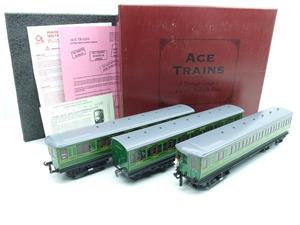 Ace Trains O Gauge CIE/S Southern SR Green EMU x3 Car Coach Set Electric 3 Rail Boxed image 2