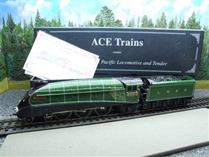 Ace Trains O Gauge E4, A4 Pacific LNER Green Pre-War "Golden Eagle" R/N 4484 Electric 3 Rail Boxed RARE image 2